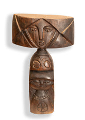 Dragica Cadež - Wooden statue of mother and child
